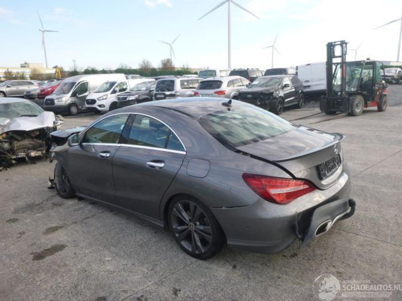 Mercedes Cla-klasse 