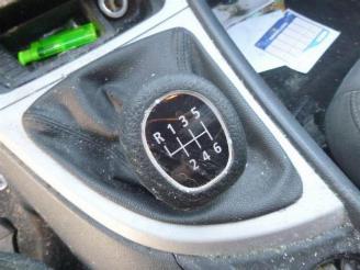 BMW 1-serie N47D20A picture 17