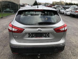 Nissan Qashqai 1.5 DCI picture 5