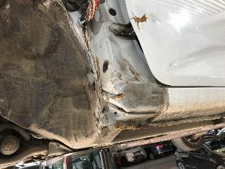 Kia Cee d 1.6 CRDI D4FB picture 14