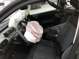 Citroën C4 cactus 1.2 HMZ picture 6