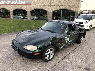 Mazda MX-5 1.6 picture 2