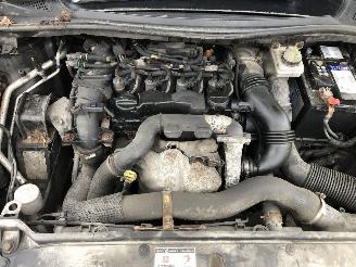 Citroën C4 COUPE 1.6 HDI picture 21
