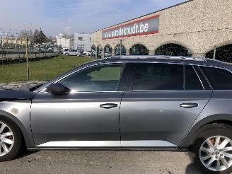 Skoda Superb 2.0 TDI  STYLE 7 DSG picture 24
