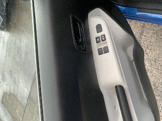 Suzuki Ignis 1.2 picture 10