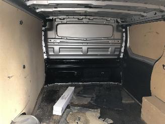 Nissan NV300 2.0 DCI picture 12