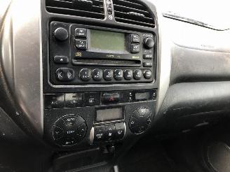 Toyota Rav-4 2.0 D4D   4WD picture 15