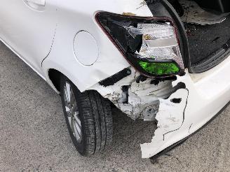 Toyota Yaris 1.0 picture 23