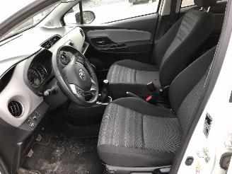 Toyota Yaris 1.0 picture 6