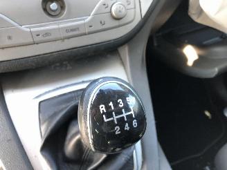 Ford Kuga 2.0 TDCI HANDICAP picture 19