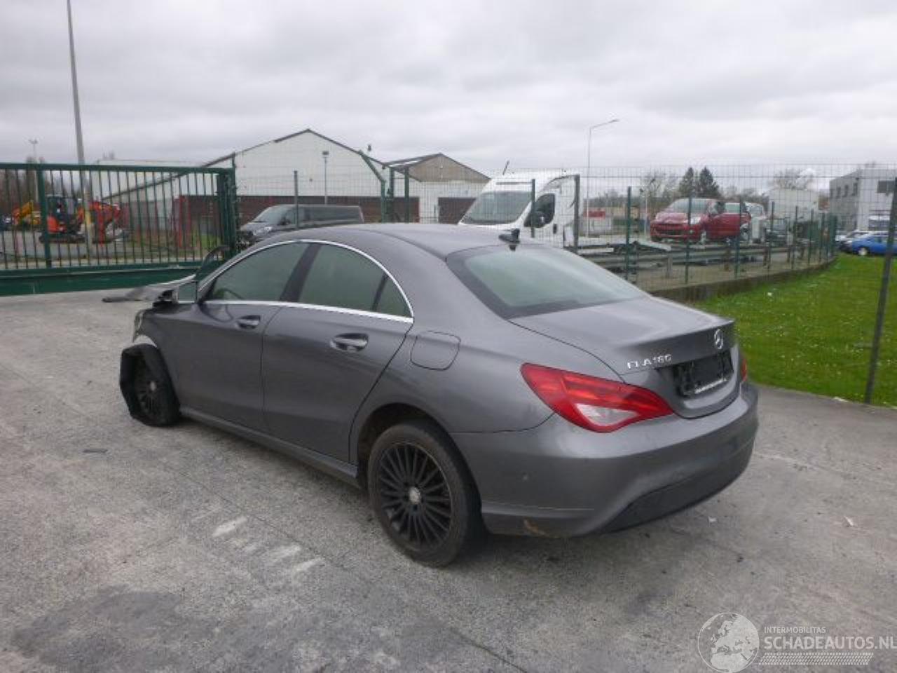 Mercedes Cla-klasse 