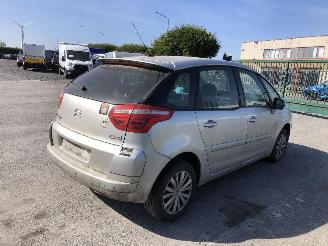 Citroën C4-picasso 1.6 HDI picture 3