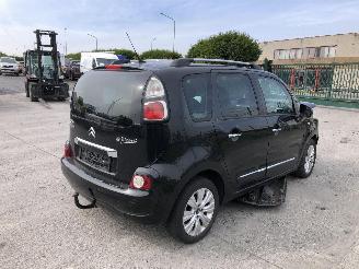 Citroën C3 picasso 1.6 HDI  9HP picture 2