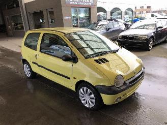 Renault Twingo 1.1 picture 4