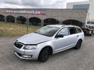 Uttjänta bilar auto Skoda Octavia 1.6 TDI    CXXA 2016/1