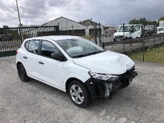 Dacia Sandero ESSENTIA  1.0 picture 4