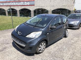 demontáž osobní automobily Peugeot 107 1.0 2011/7
