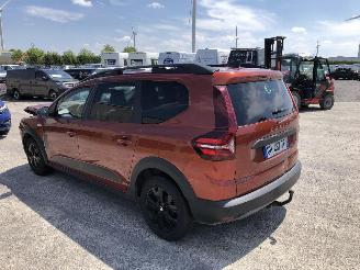 Schadeauto Dacia Jogger  2022/7