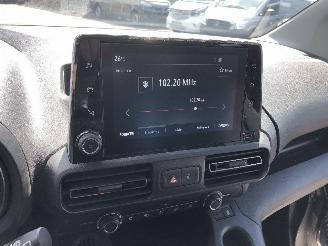 Opel Combo 1.2 TURBO picture 27