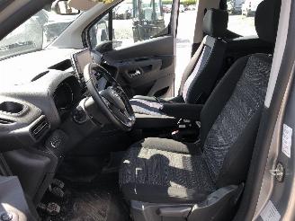 Opel Combo 1.2 TURBO picture 17