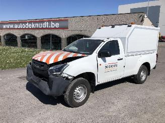 Schade bestelwagen Isuzu D-Max 2.0 TD 2020/4