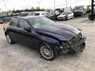 Jaguar XF 2.0 D   AWD picture 3