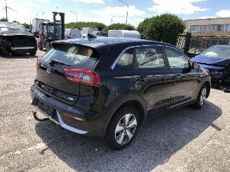 Vrakbiler auto Kia Niro 1.6 HYBRIDE 2019/1