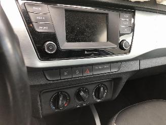 Skoda Fabia 1.0 picture 20