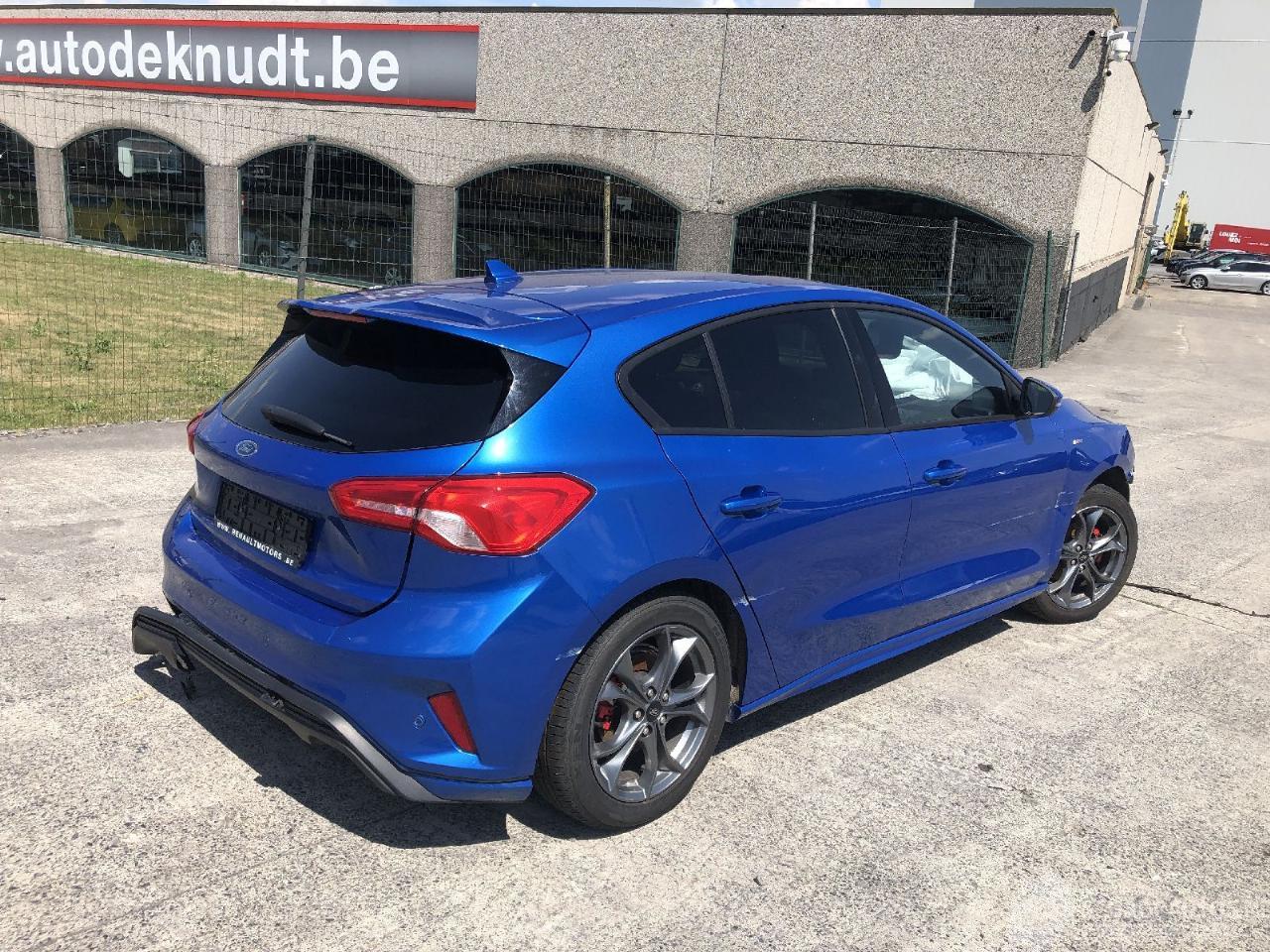 Ford Focus 1.0  ST LINE