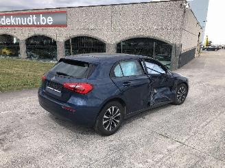 krockskadad bil auto Mercedes A-klasse PACK ADVANTAGE 2021/5