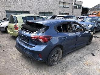 Coche siniestrado Ford Focus 1.0 ECOBOOST 2023/2