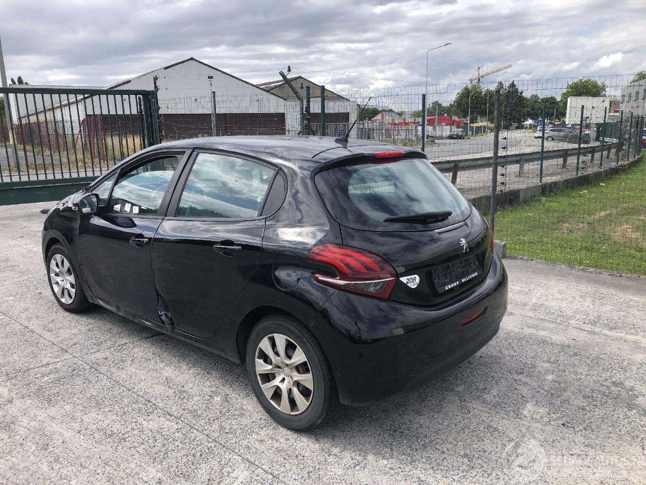 Peugeot 208 LIKE 1.2