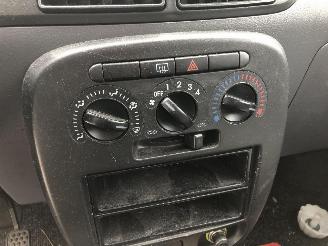 Daihatsu Cuore 1.0 12V picture 16