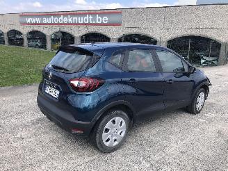 krockskadad bil auto Renault Captur 0.9 2018/6