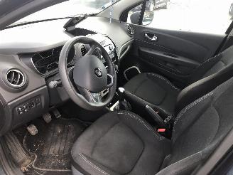 Renault Captur 0.9 picture 5