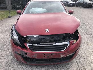 Peugeot 308 1.2 TURBO picture 10