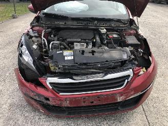 Peugeot 308 1.2 TURBO picture 17