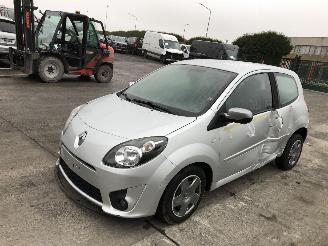 Uttjänta bilar auto Renault Twingo 1.1 2011/6