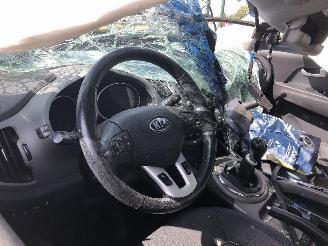 Kia Sportage 1.7 CRDI  D4FD picture 9