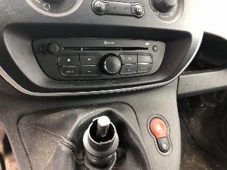 Renault Clio 1.5 DCI picture 22