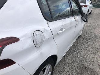 Peugeot 308 1.6 HDI AUTOMATIQUE picture 8