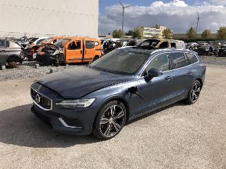 Auto da rottamare Volvo V-60 T8    2.0 2019/2