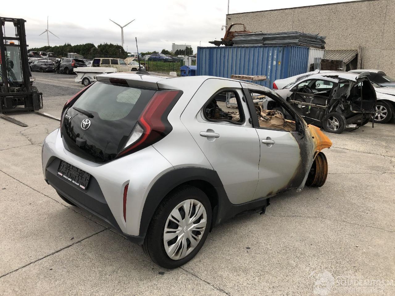 Toyota Aygo PLAY 1.0