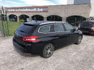 Coche accidentado Peugeot 308 1.2 TURBO 2016/9