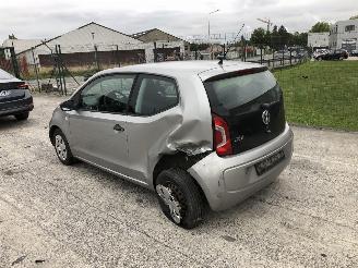 Volkswagen Up! TAKE  1.0 picture 5