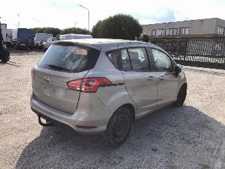 Vrakbiler auto Ford B-Max 1.4 2013/4