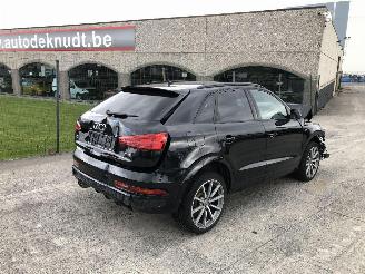krockskadad bil auto Audi Q3 S - TRONIC 2018/8
