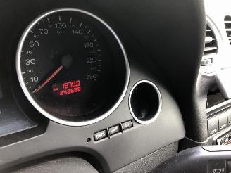 Audi A4 1.8 TURBO picture 21