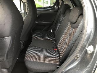 Peugeot 108 1.2   CABRIO picture 6