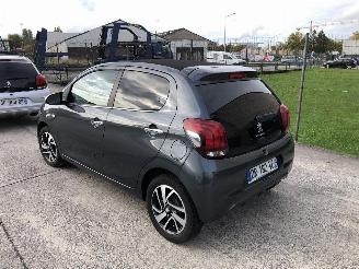 Peugeot 108 1.2   CABRIO picture 3